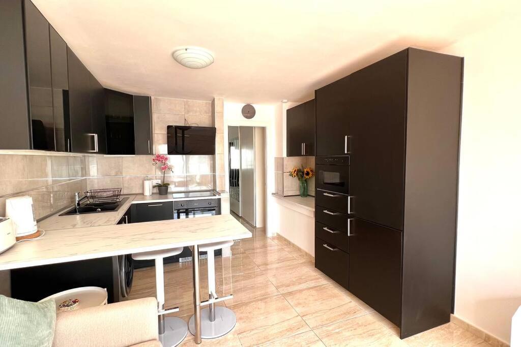 Casa Teddy - Central And Modern One Bedroom Apartment 蒂亚斯 外观 照片